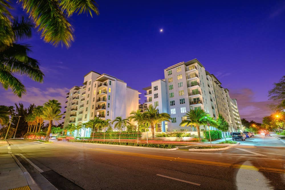 10x Living at Fort Lauderdale Apartments